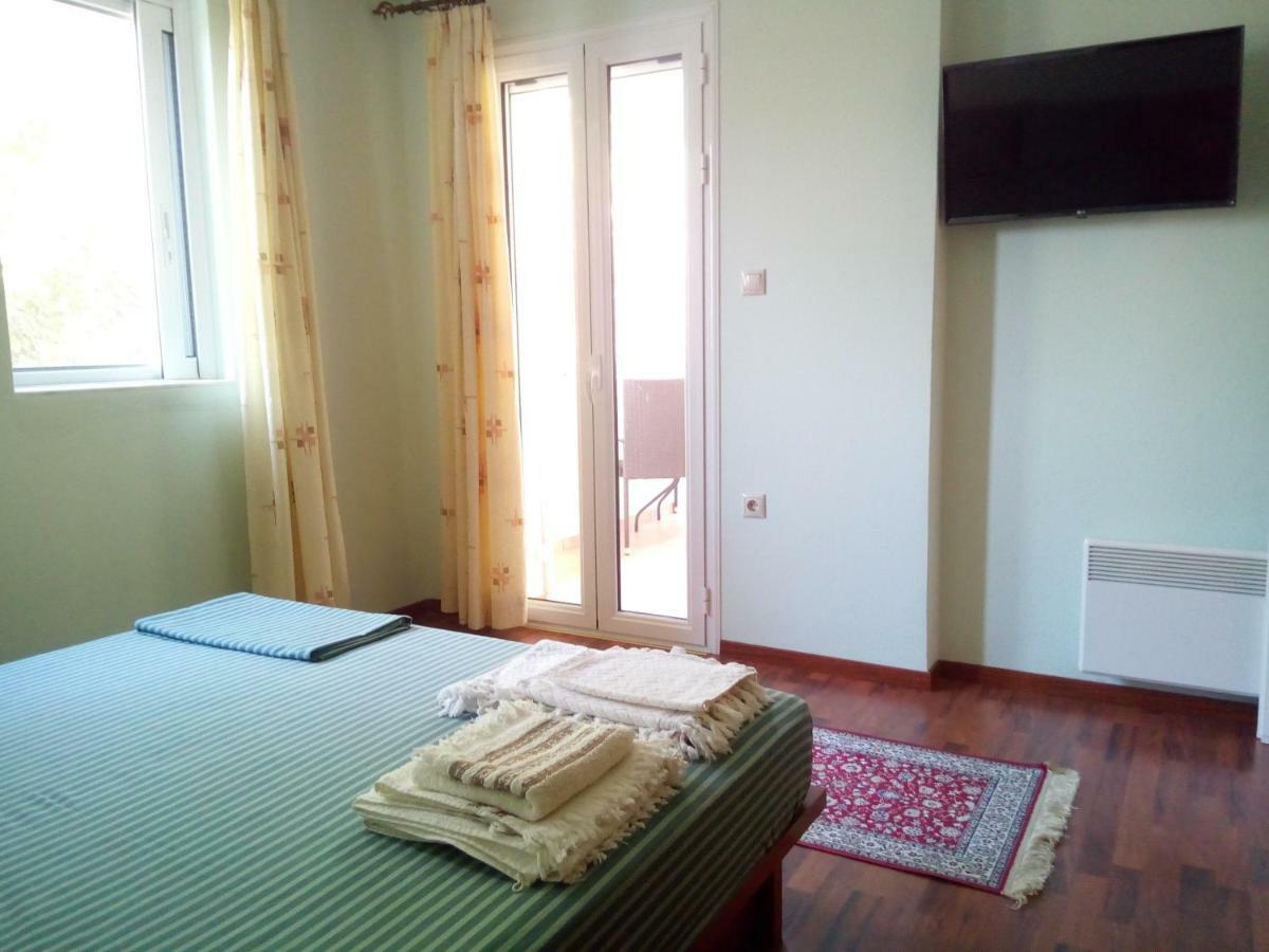 Villa The Platanus Tree Kato Vasiliki ภายนอก รูปภาพ